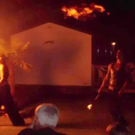 Charming In With Shared Pool