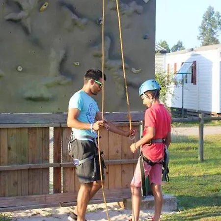 펜션 Charming In With Shared Pool 파타이아스