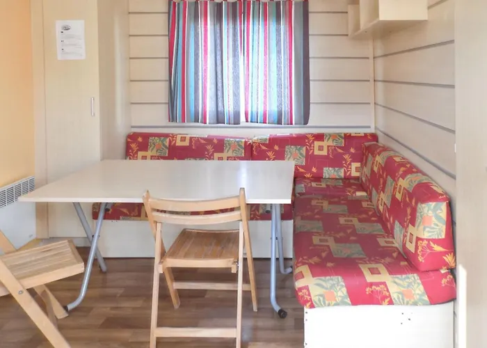 Charming In With Shared Pool *